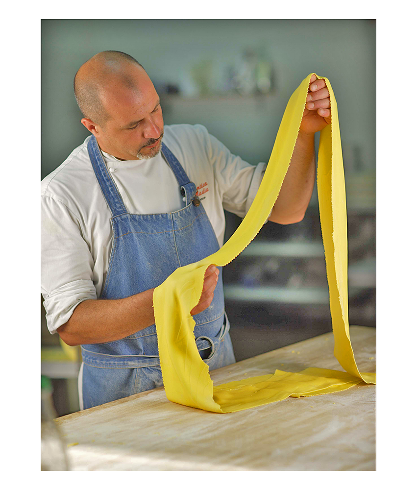 Pasta-D-Autore_Sfoglia-auf-Hand